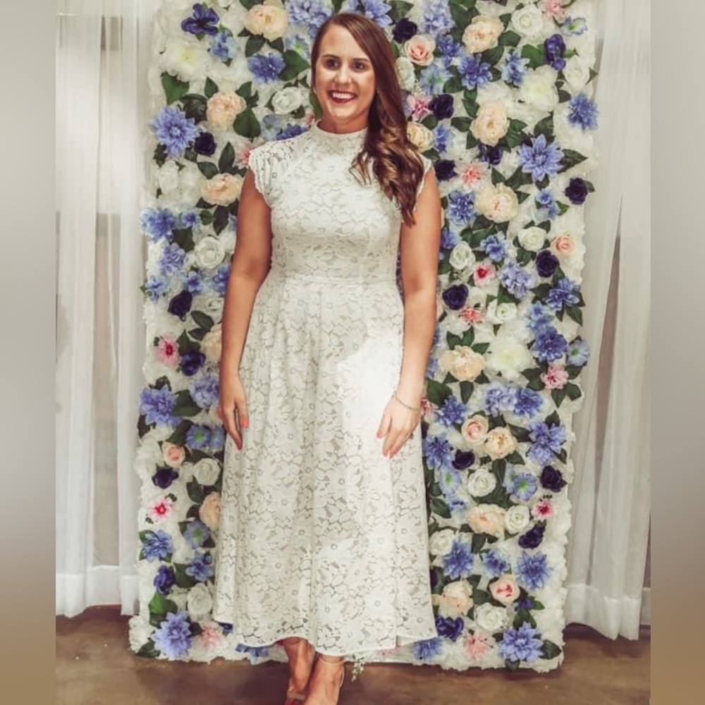 Lulu’s Two Tier Halter Neck Lace Dress